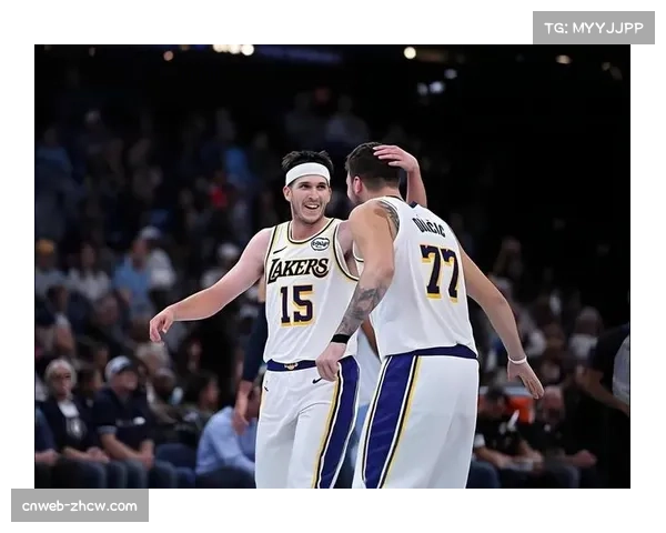 湖人近五场进攻效率123.9联盟第五 防守效率112.7同期第九 湖人近五场进攻效率123.9联盟第五 防守效率112.7同期第九